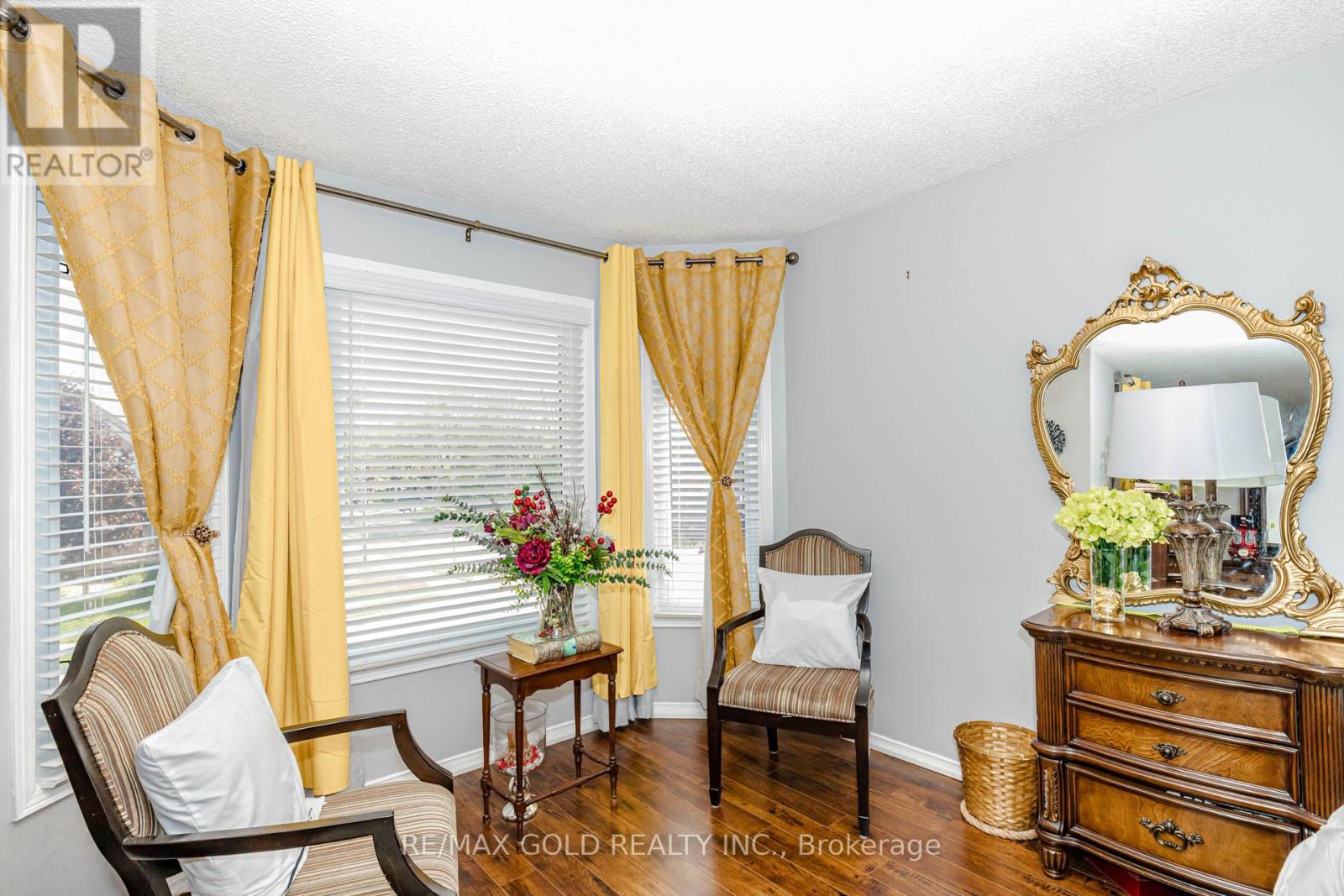 103 VIVIANS CRESCENT - 22