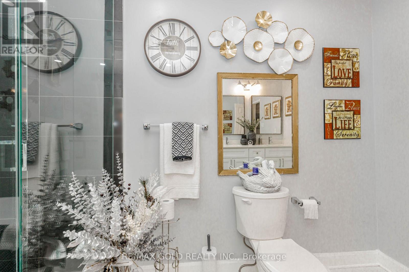 103 VIVIANS CRESCENT - 27