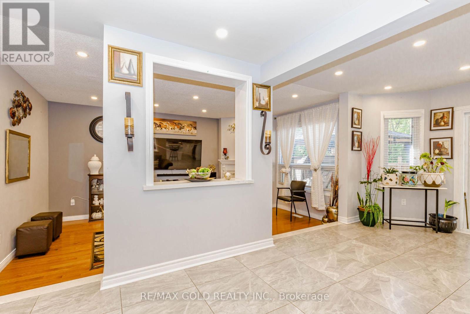 103 VIVIANS CRESCENT - 16