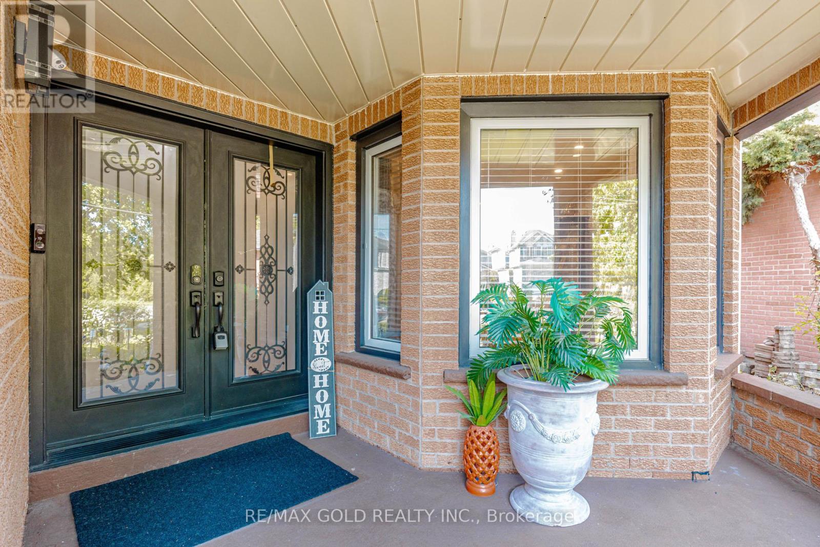 103 VIVIANS CRESCENT - 4