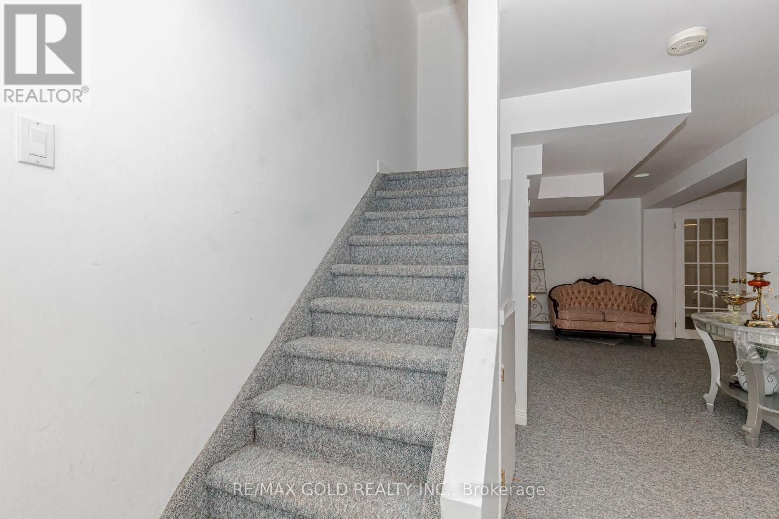 103 VIVIANS CRESCENT - 37