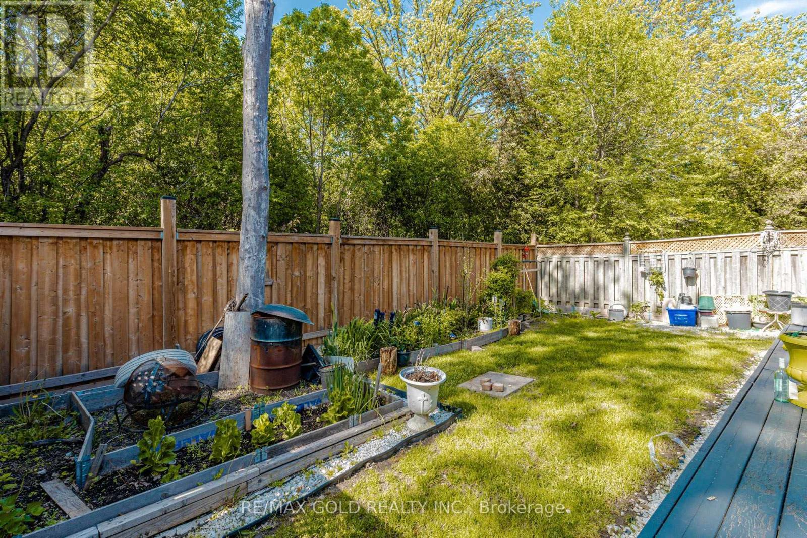103 VIVIANS CRESCENT - 43