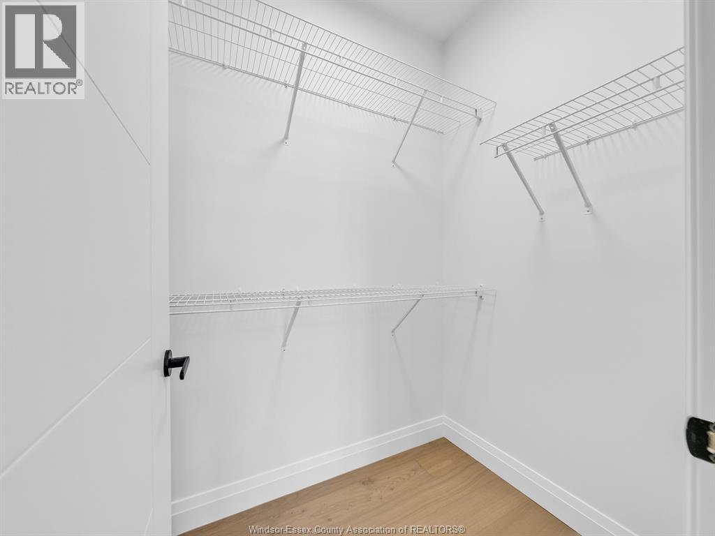 660 LINDEN - 19
