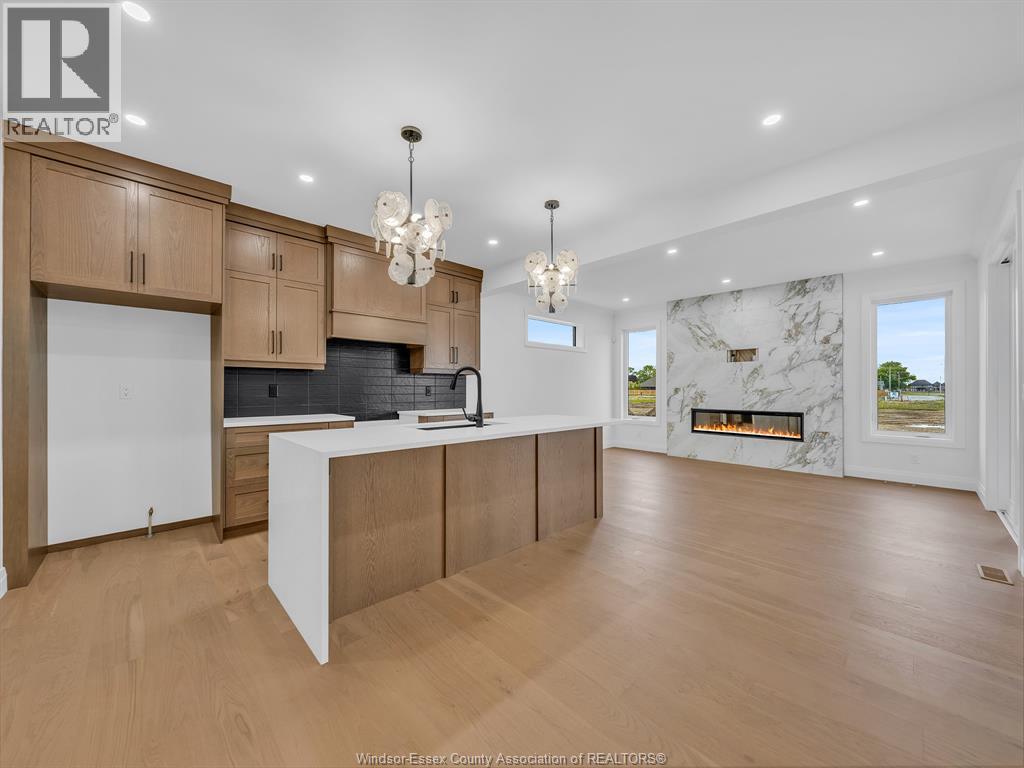 660 LINDEN - 8