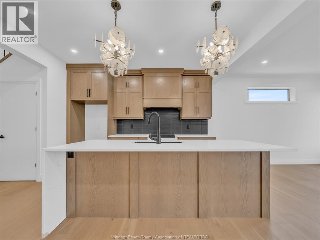 660 LINDEN - 10