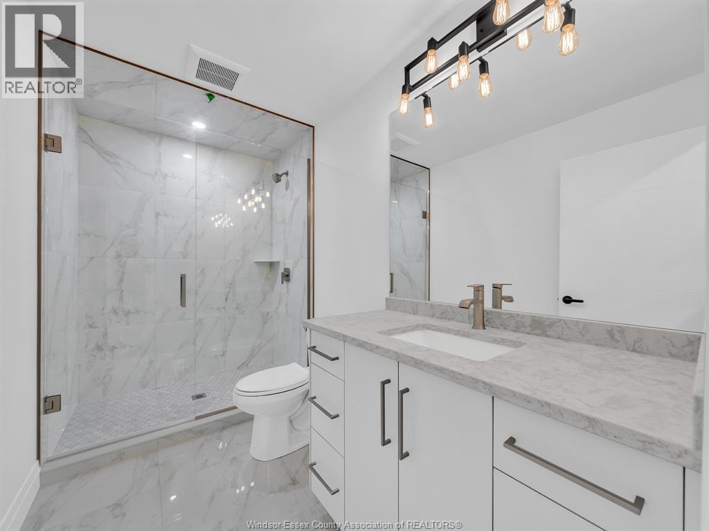 660 LINDEN - 32