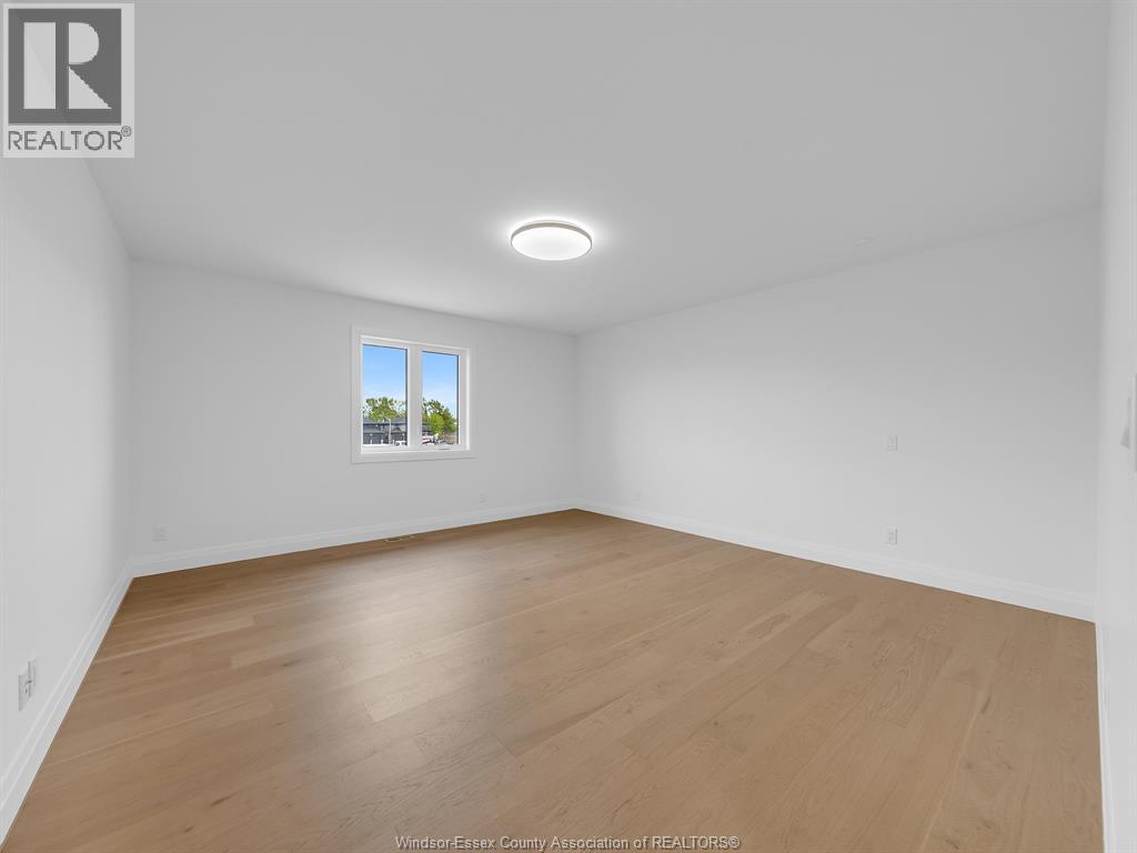 660 LINDEN - 29