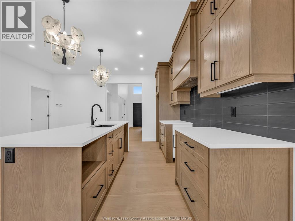 660 LINDEN - 15