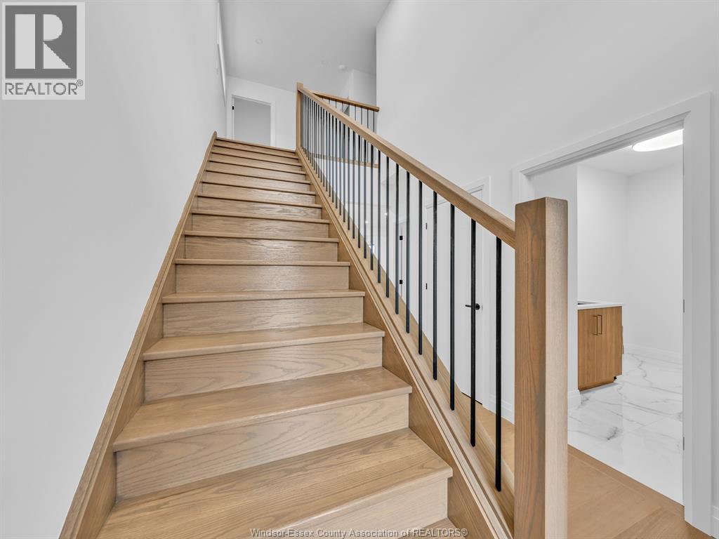 660 LINDEN - 22