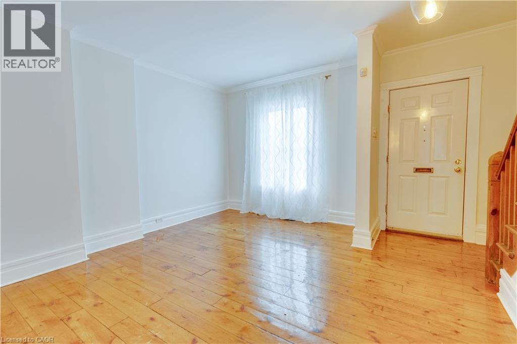808 MONMOUTH Road - 9
