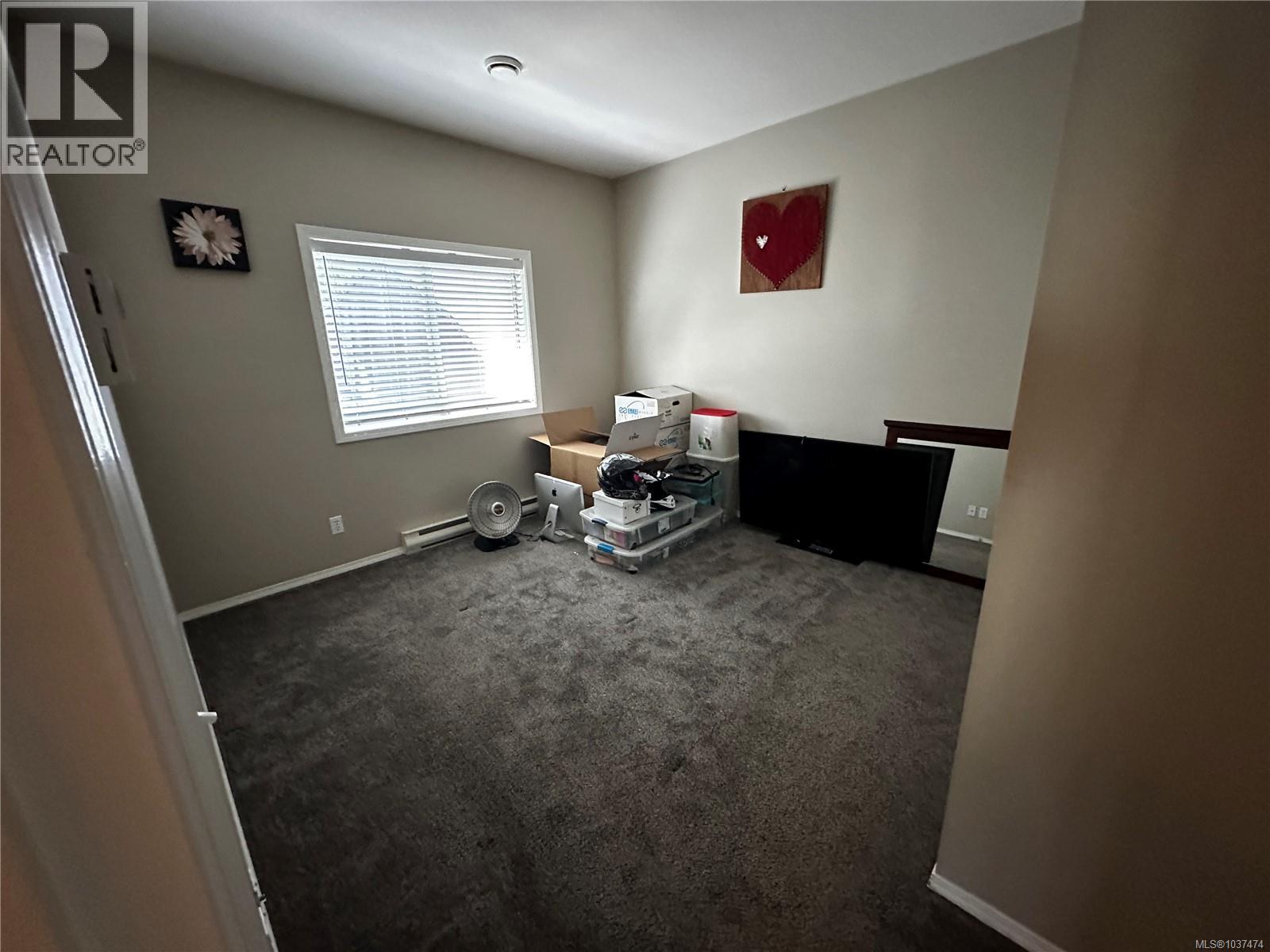 1864 Bates Rd - 48