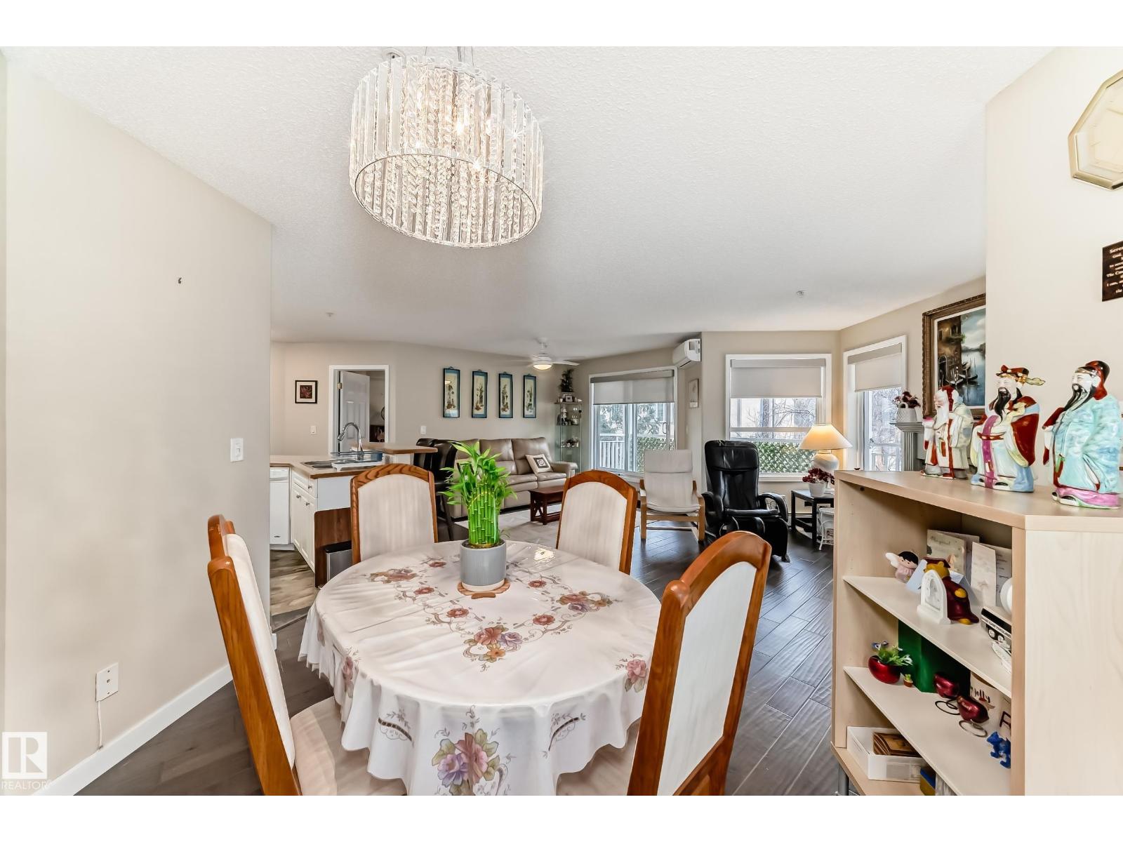 #215 10951 124 ST NW - 10