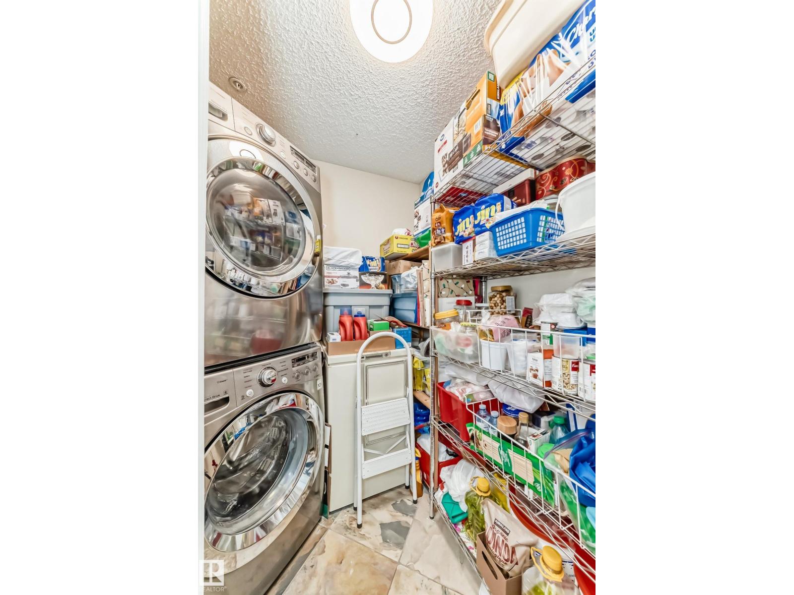 #215 10951 124 ST NW - 25