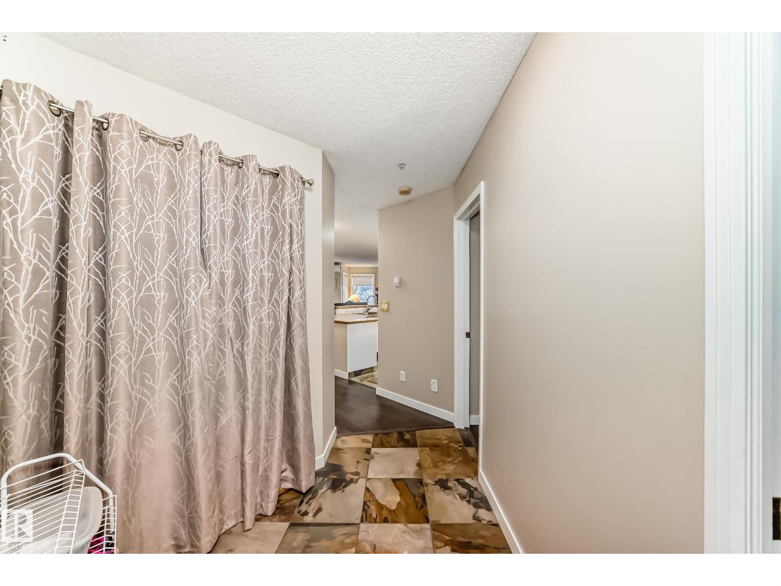 #215 10951 124 ST NW - 3