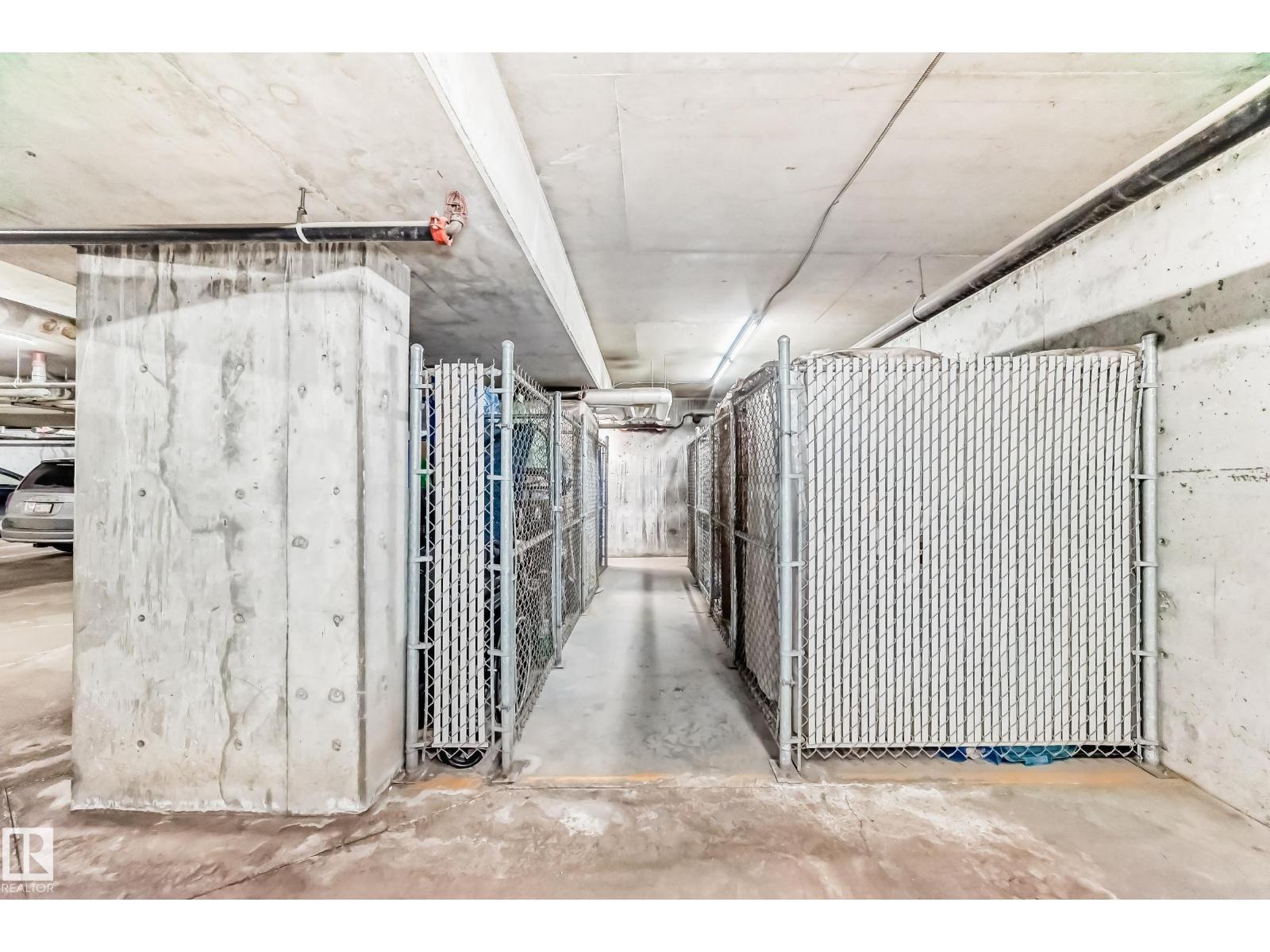 #215 10951 124 ST NW - 37