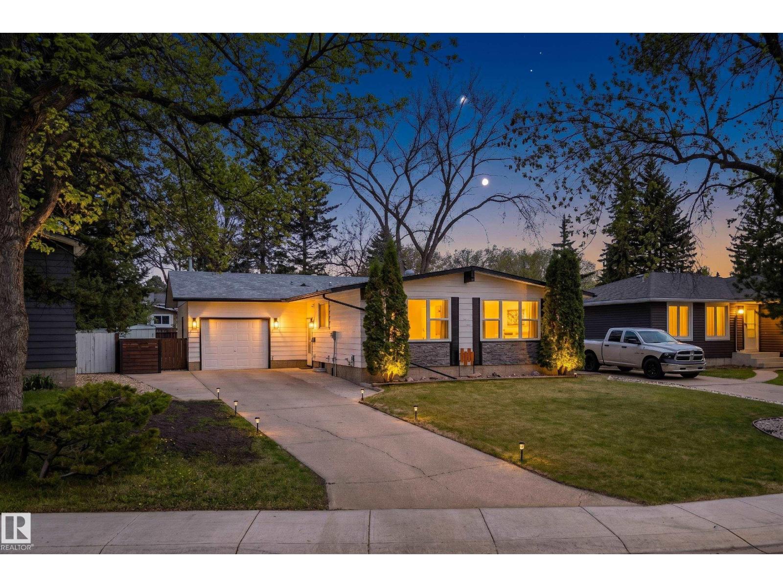 1017 McDermid DR - 1