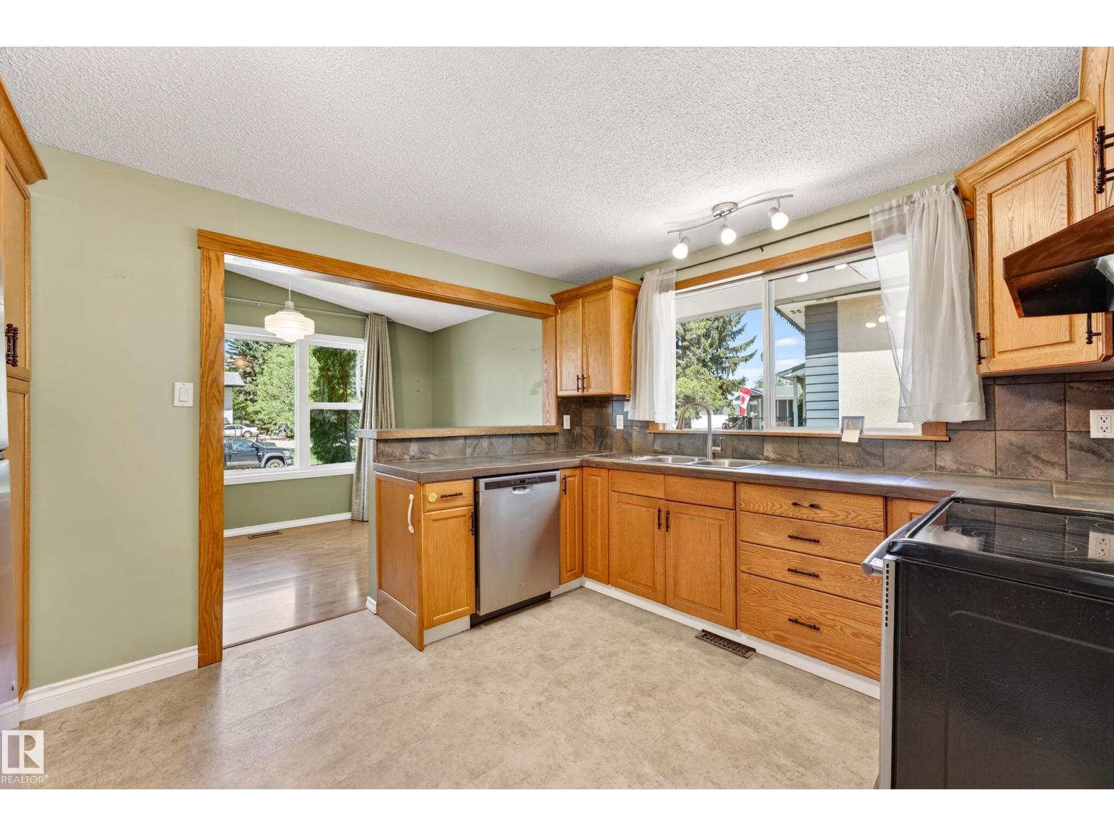 1017 McDermid DR - 19