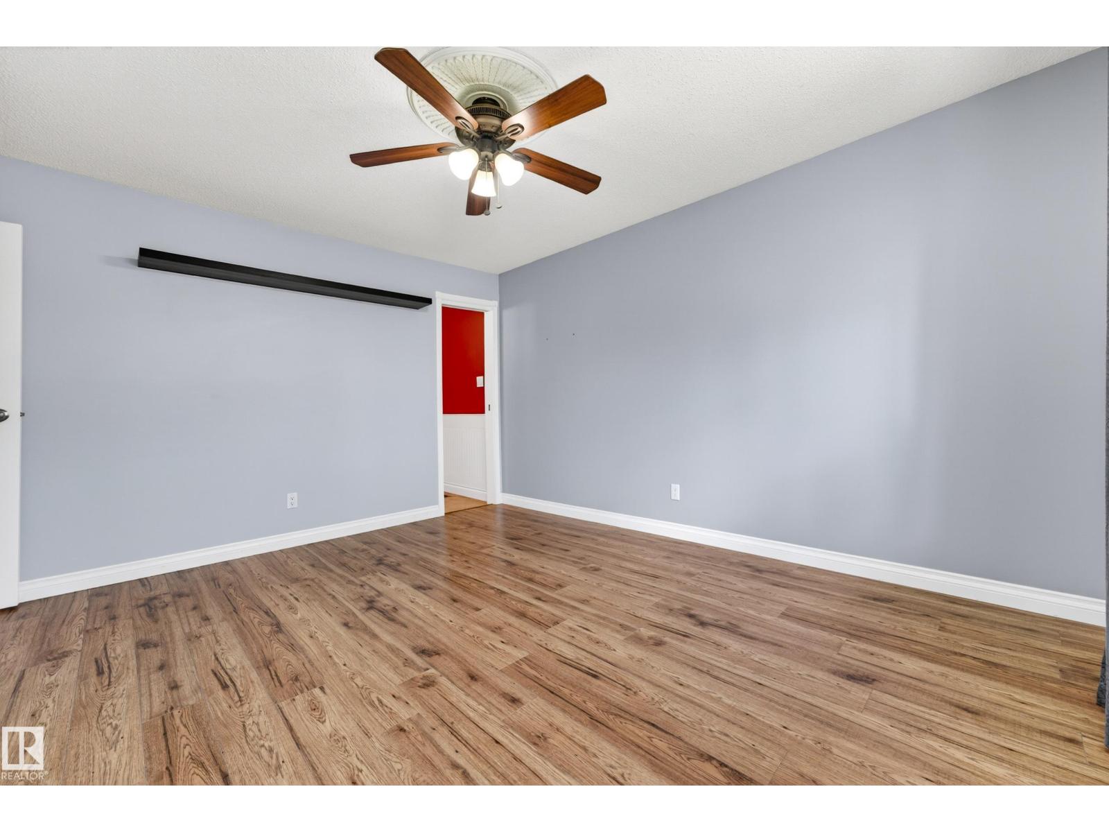 1017 McDermid DR - 29