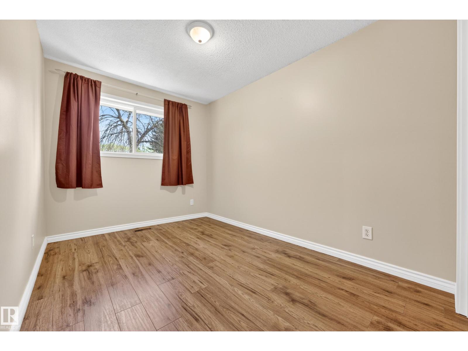1017 McDermid DR - 35