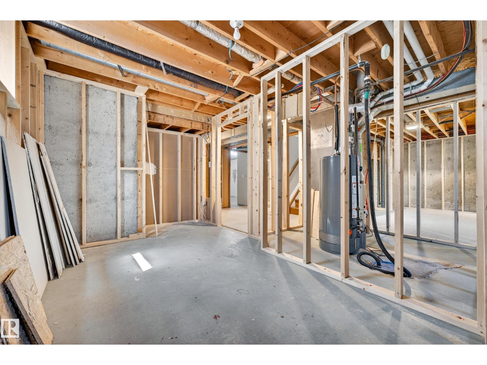 1017 McDermid DR - 44