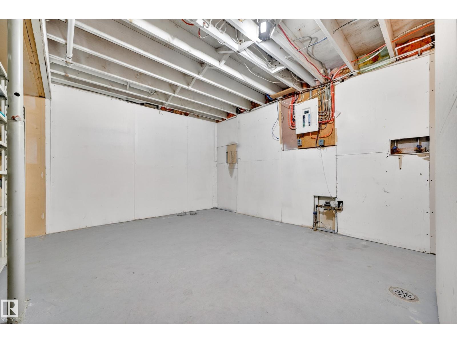 1017 McDermid DR - 47
