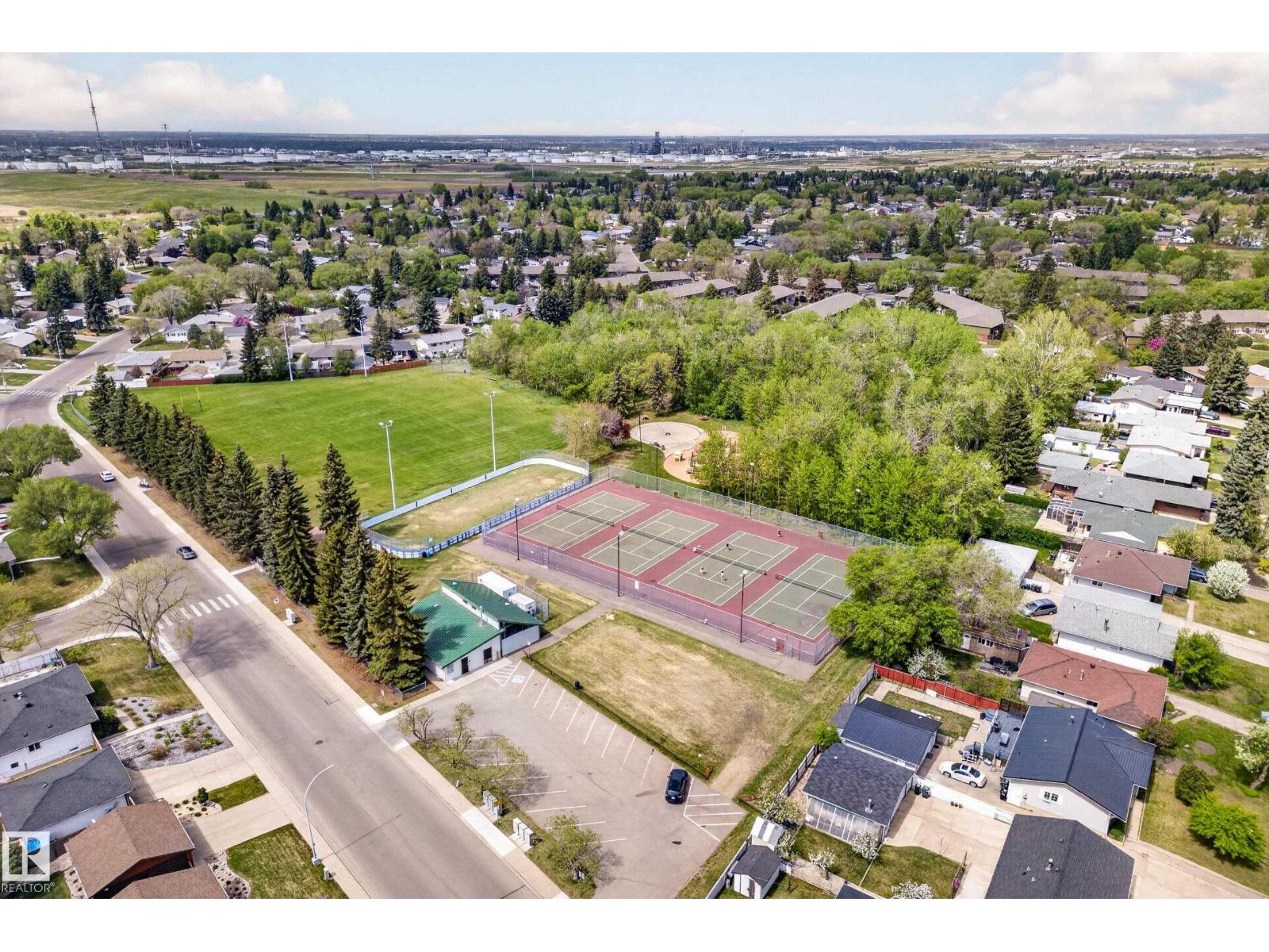 1017 McDermid DR - 66