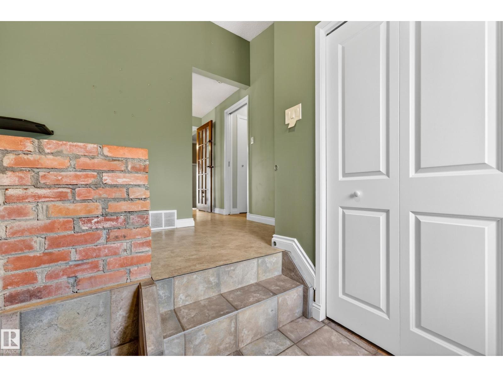 1017 McDermid DR - 8