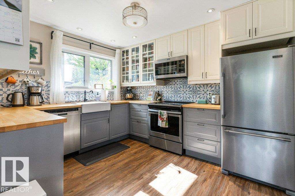 8723 68A ST NW - 11