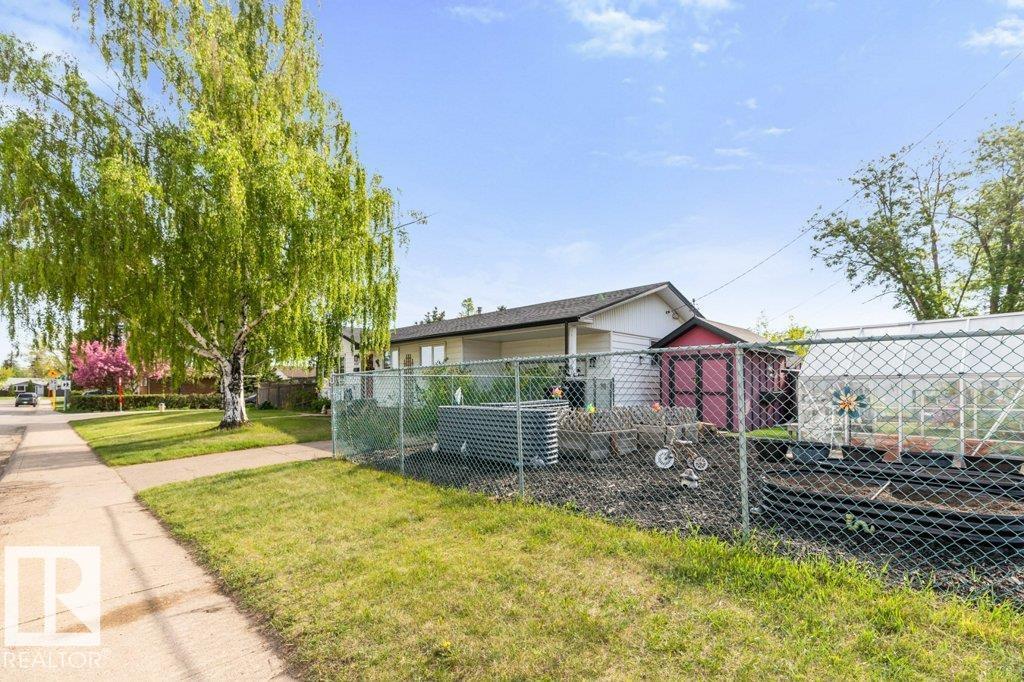 8723 68A ST NW - Image 2