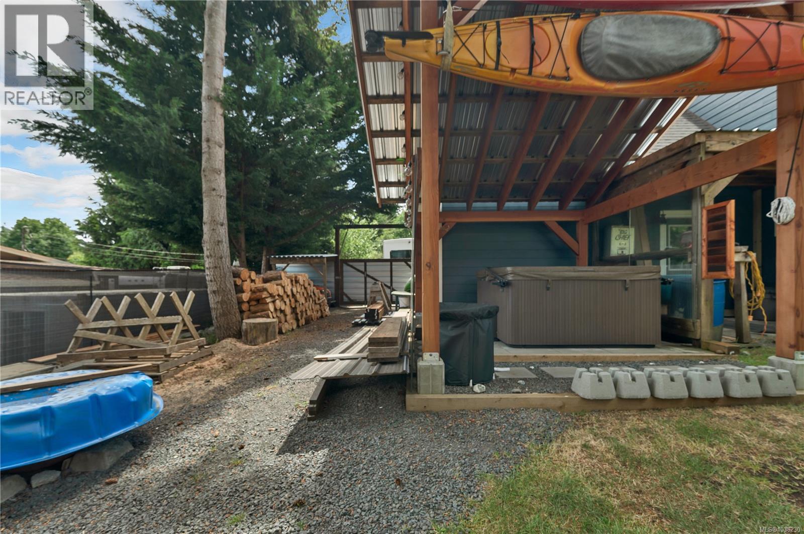 212 Seabreeze Dr, Campbell River