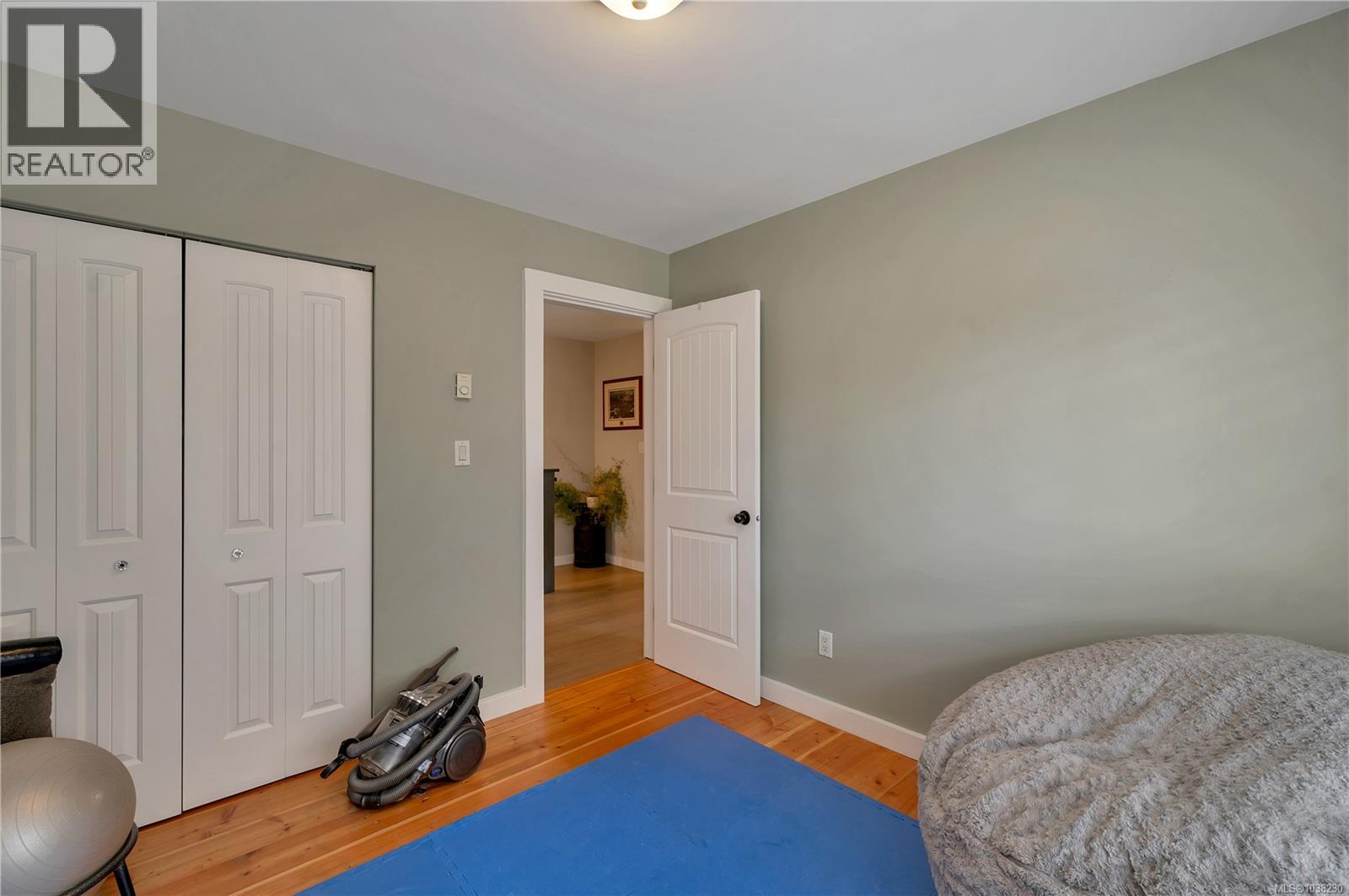 212 Seabreeze Dr, Campbell River