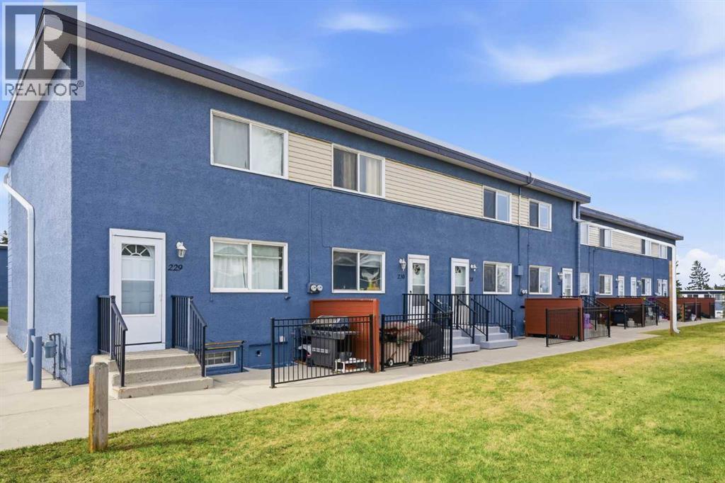 #231 2211 19 Street NE - 30