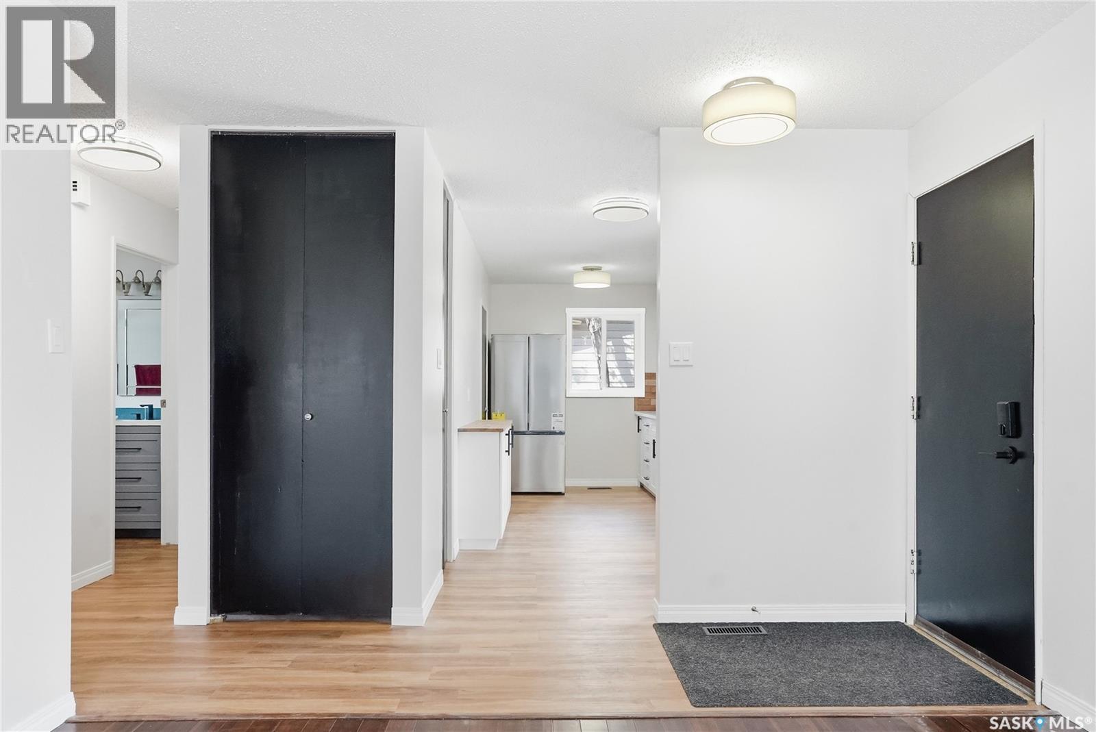 53 Rita CRESCENT - 14