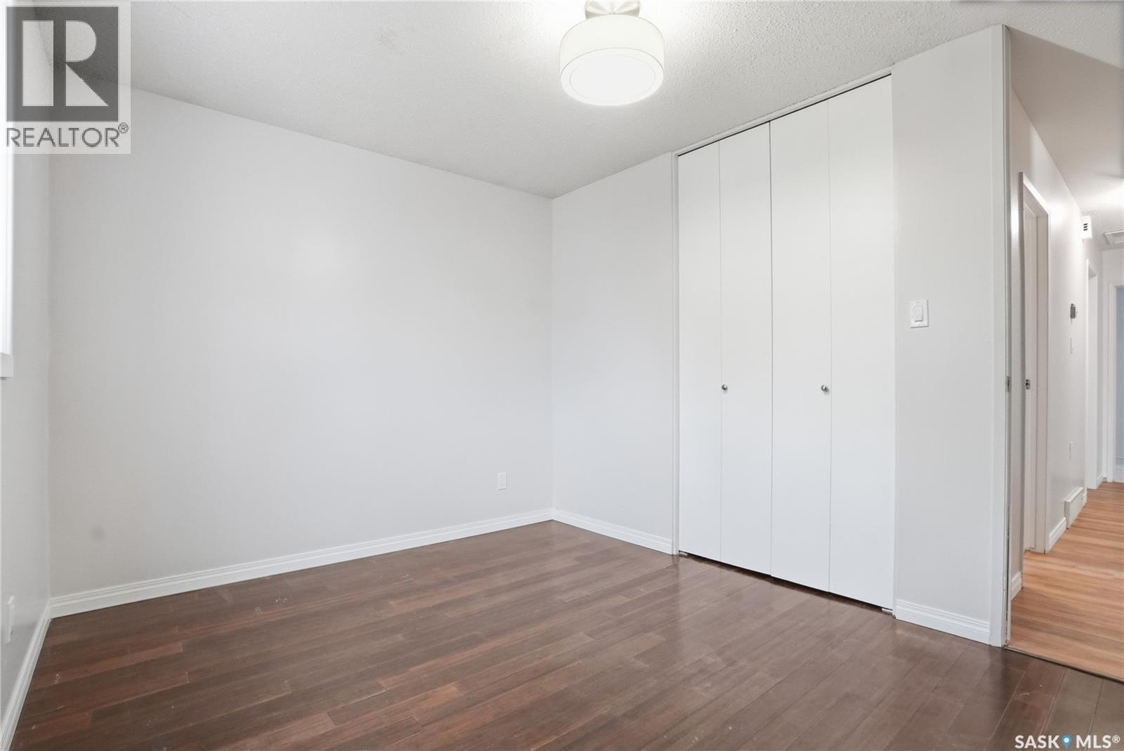 53 Rita CRESCENT - 16