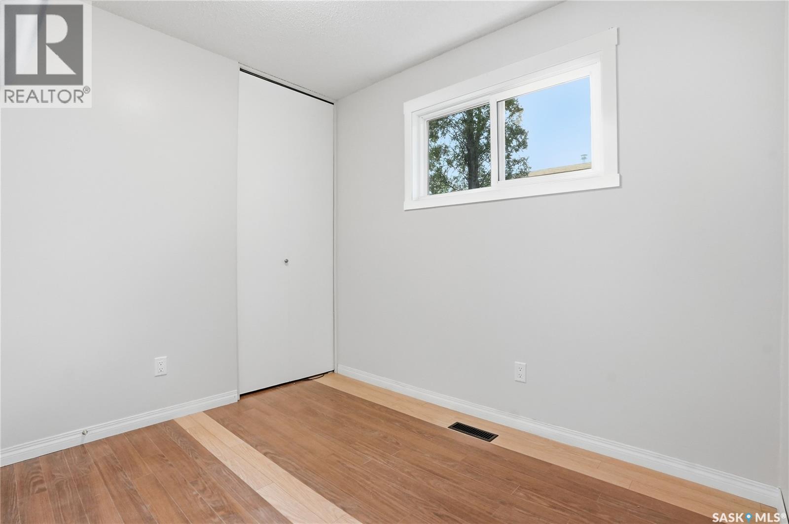 53 Rita CRESCENT - 18