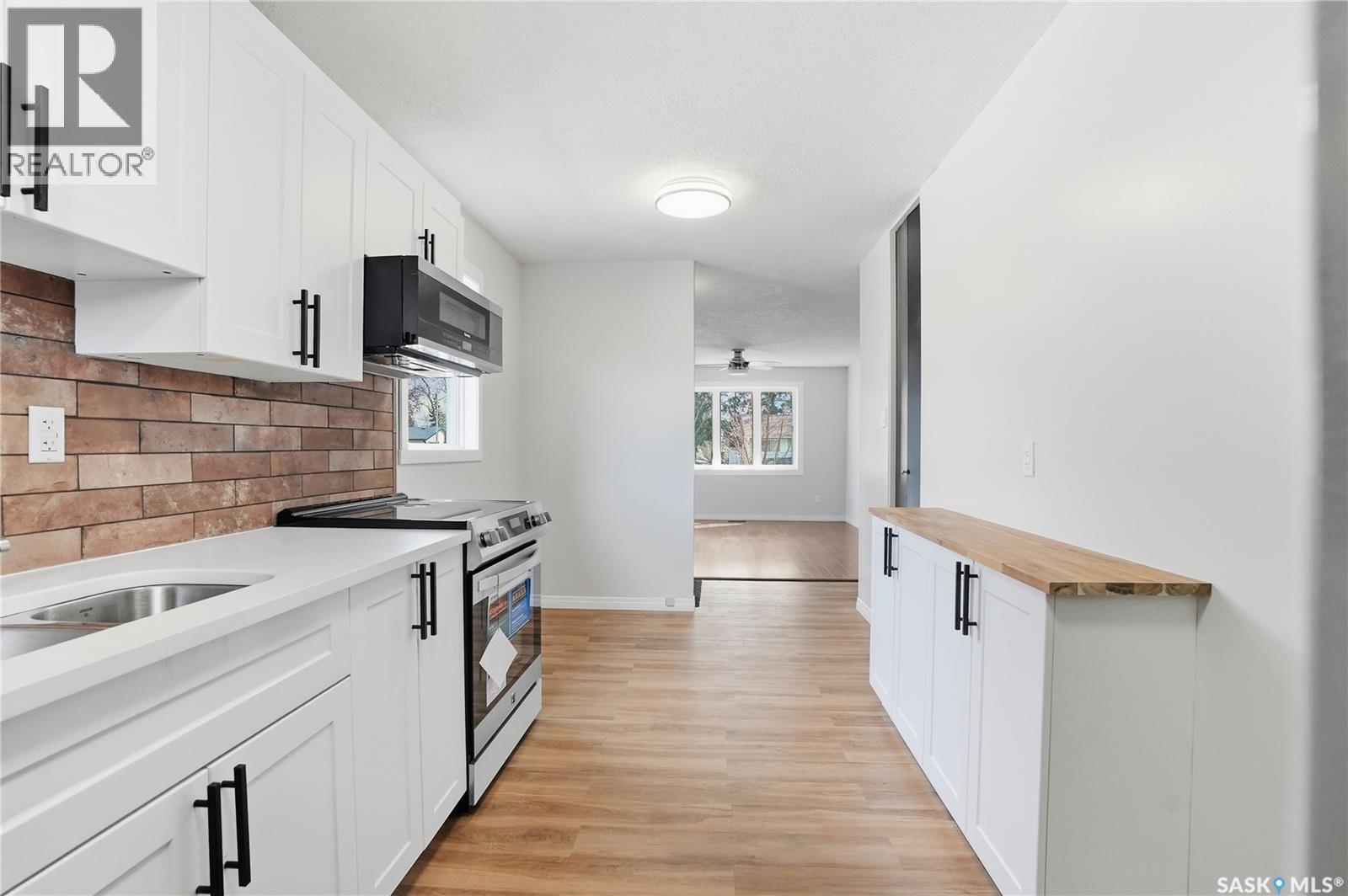 53 Rita CRESCENT - 9