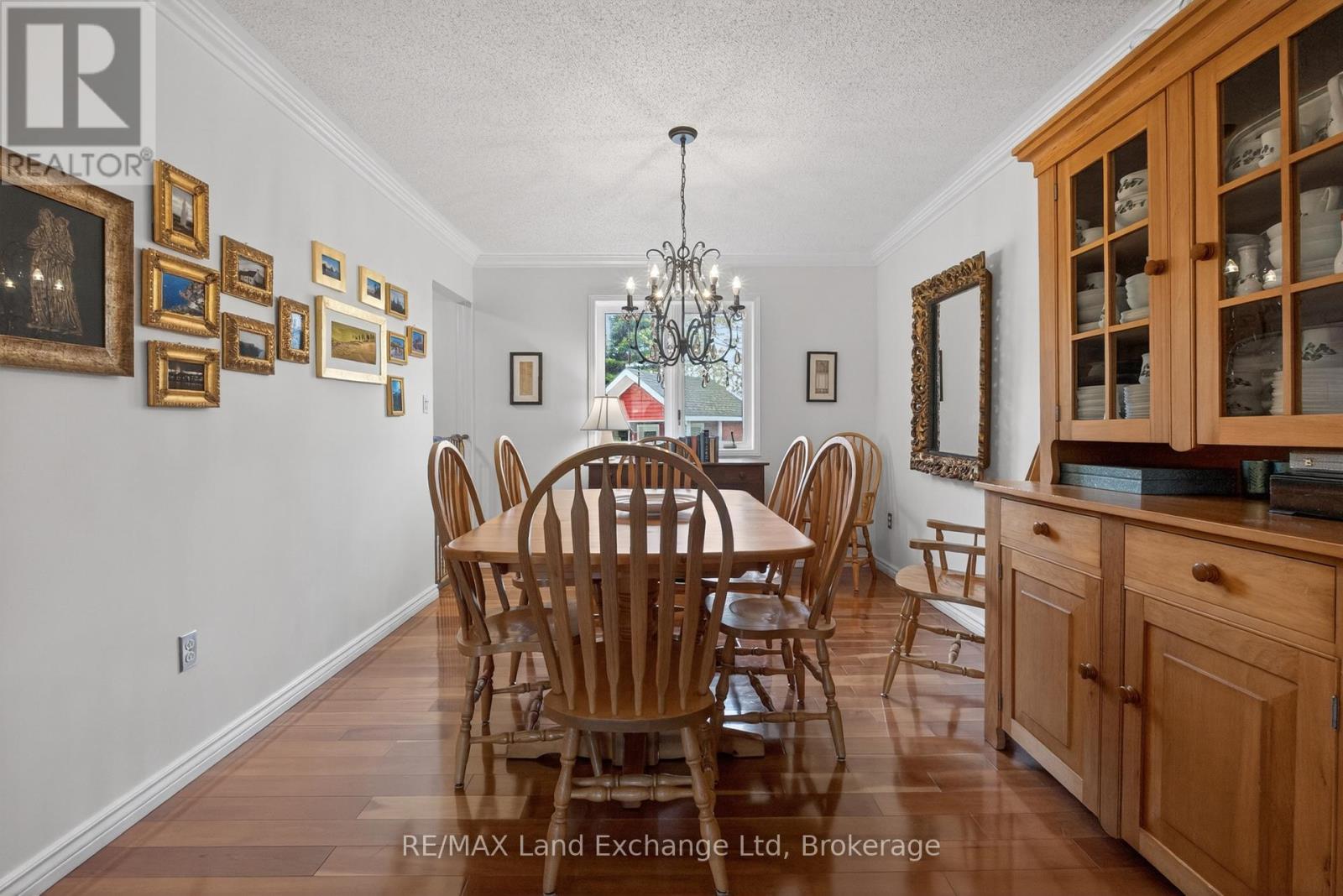 469 GRANDVIEW ROAD - 11