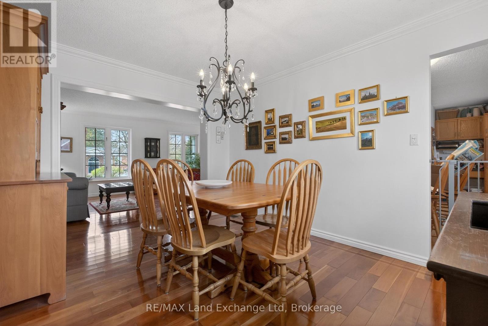 469 GRANDVIEW ROAD - 13