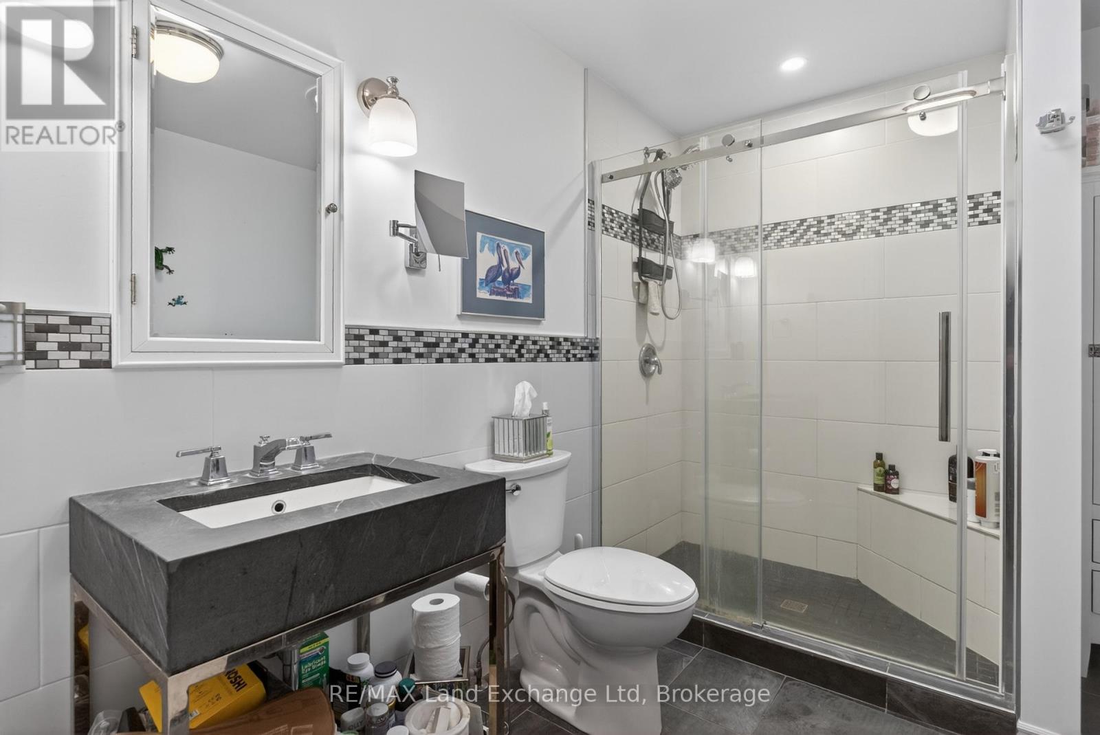 469 GRANDVIEW ROAD - 28