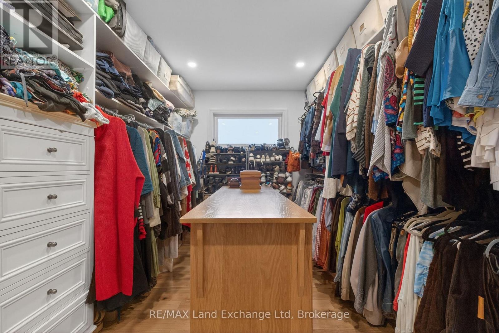 469 GRANDVIEW ROAD - 26