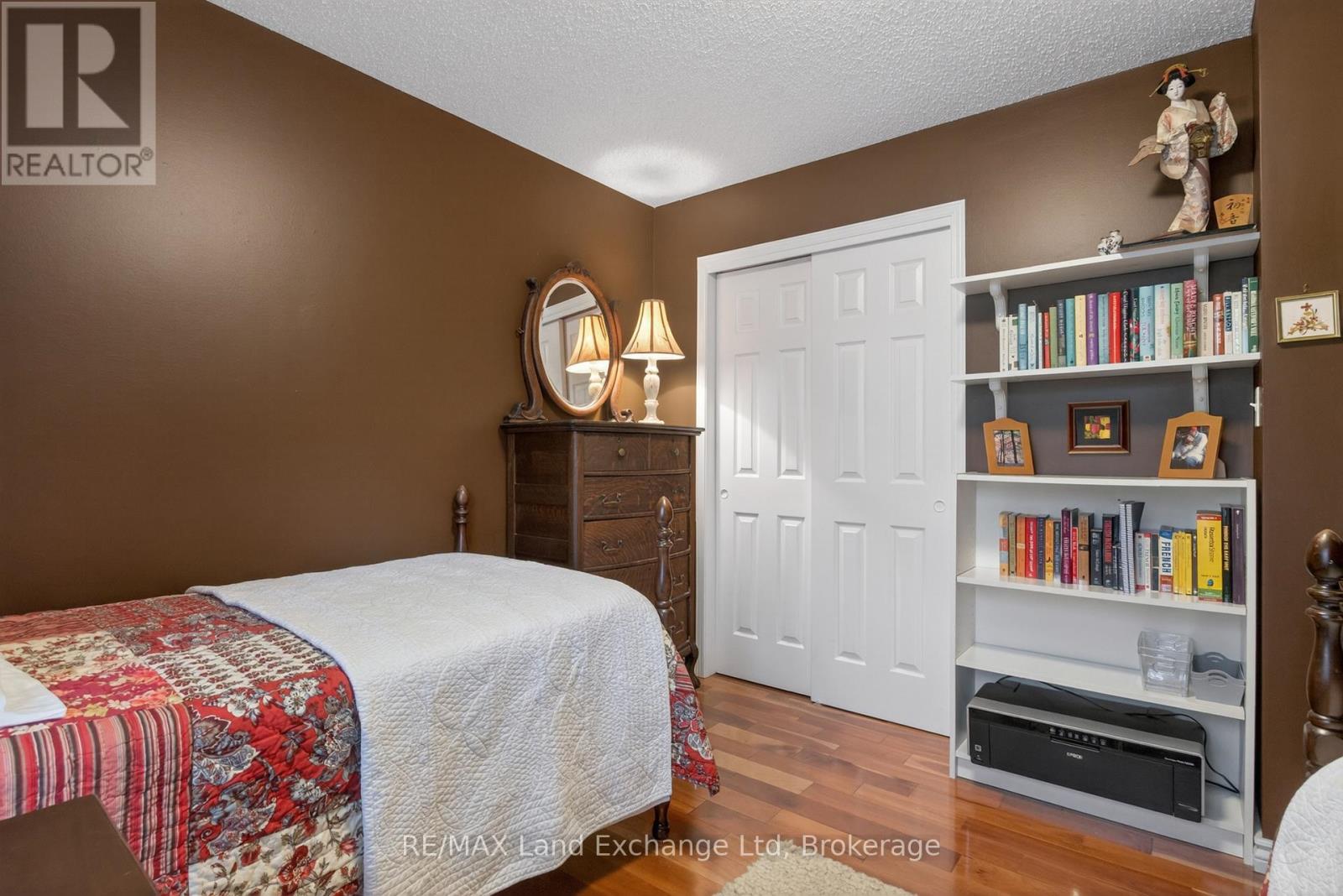 469 GRANDVIEW ROAD - 31