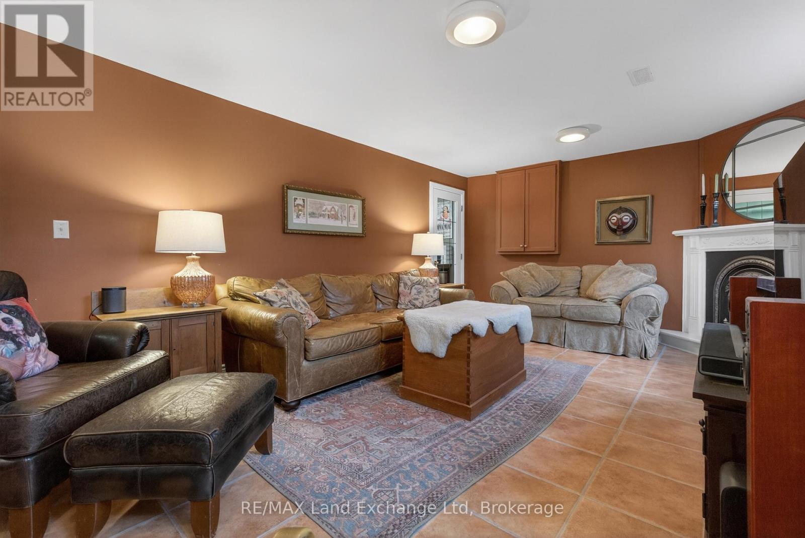 469 GRANDVIEW ROAD - 39