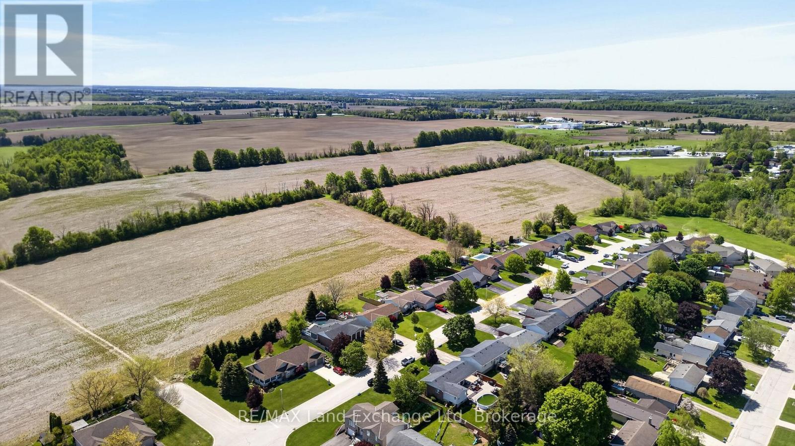 469 GRANDVIEW ROAD - 7