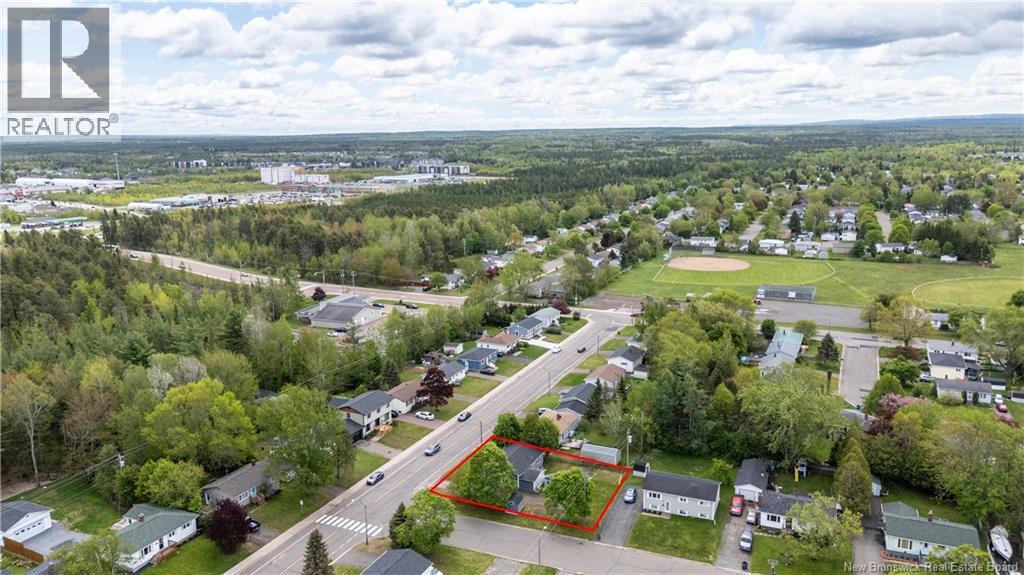 295 Buckingham Avenue - Image 2