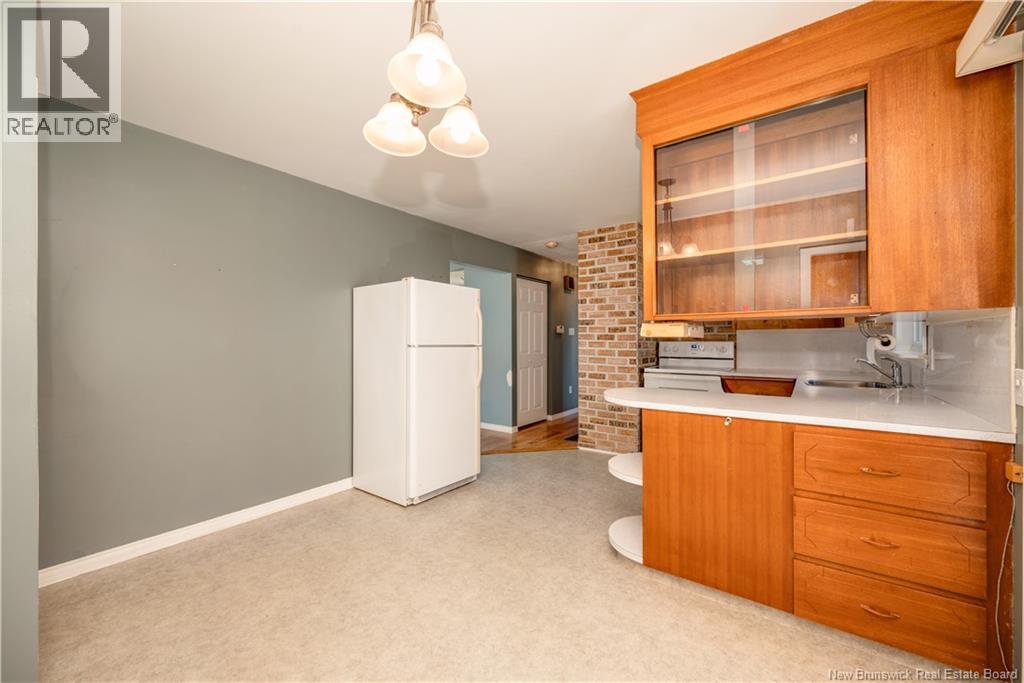 295 Buckingham Avenue - 27