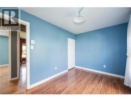 295 Buckingham Avenue, photo 17