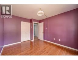 295 Buckingham Avenue, photo 20