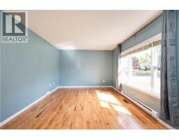 295 Buckingham Avenue, photo 6