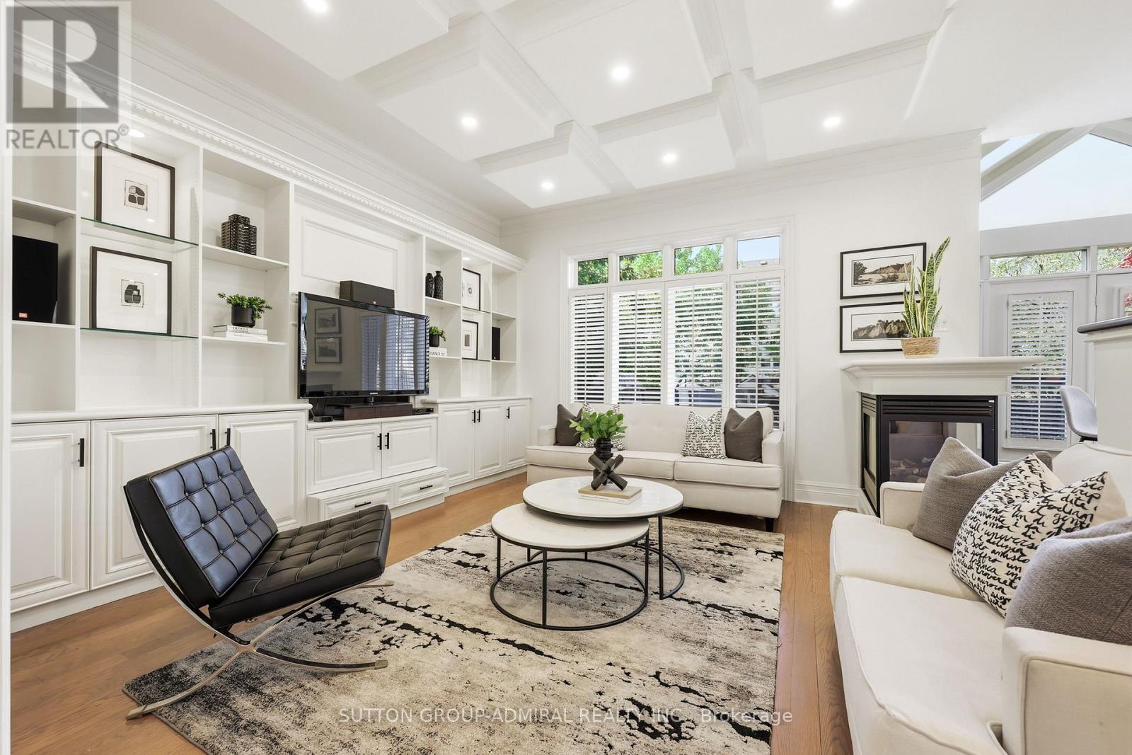 568 FAIRLAWN AVENUE - 13