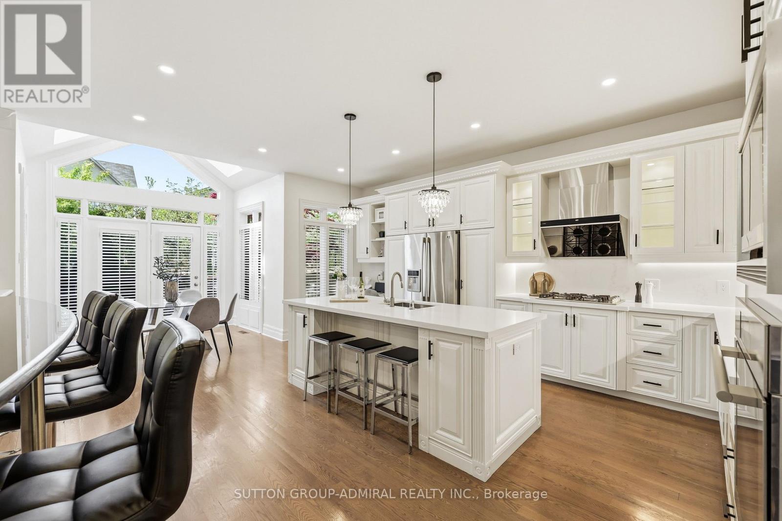 568 FAIRLAWN AVENUE - 15